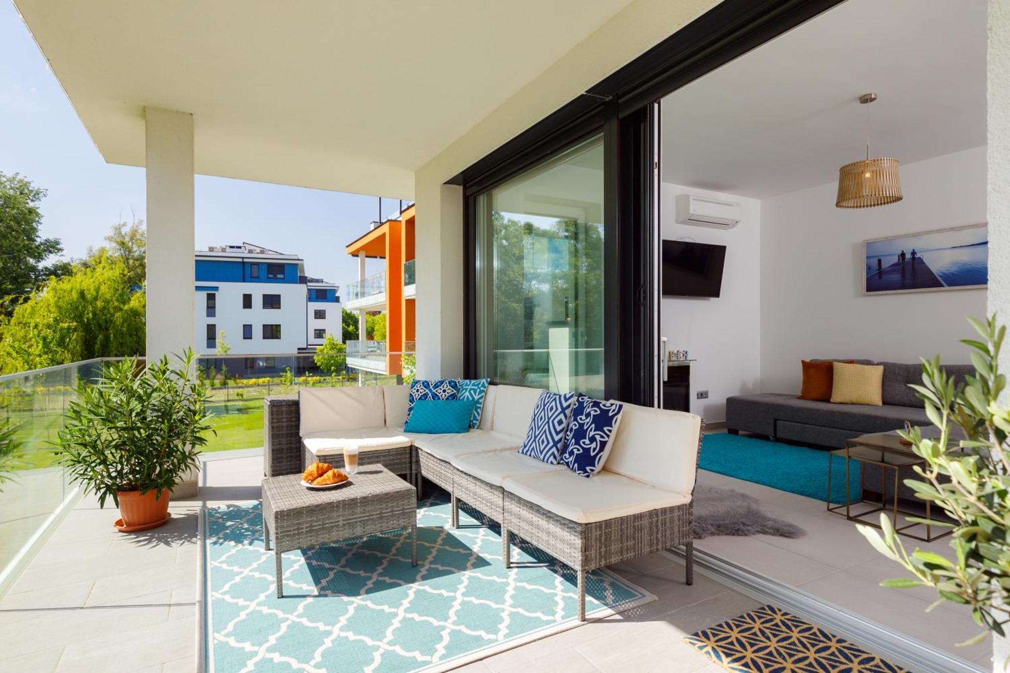 Blue4 Apartment Balatonfuzfo Ngoại thất bức ảnh