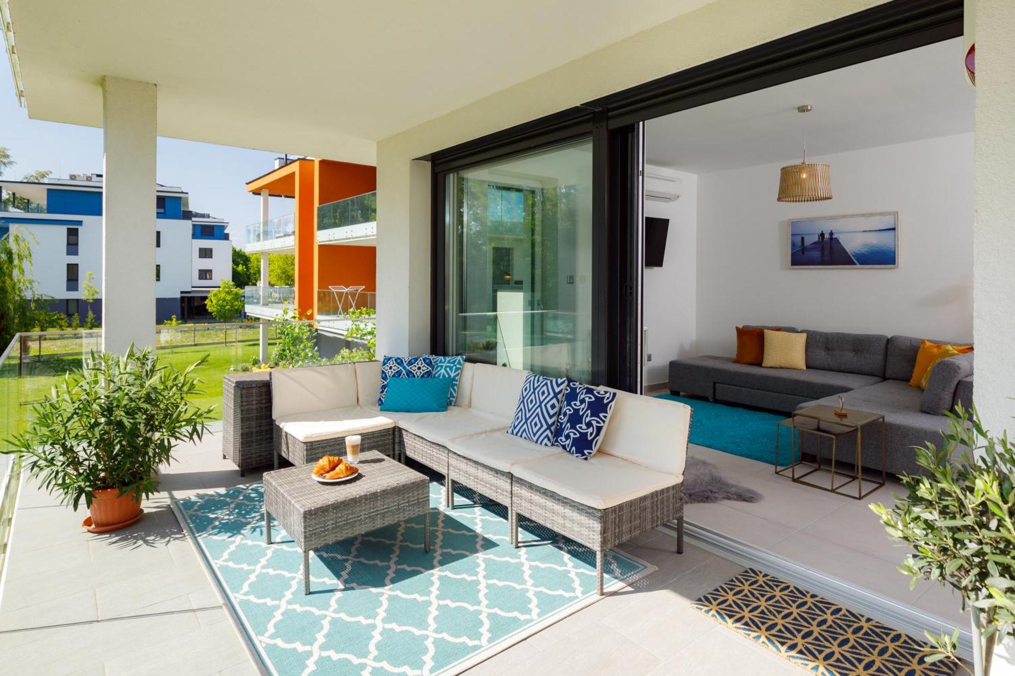 Blue4 Apartment Balatonfuzfo Ngoại thất bức ảnh
