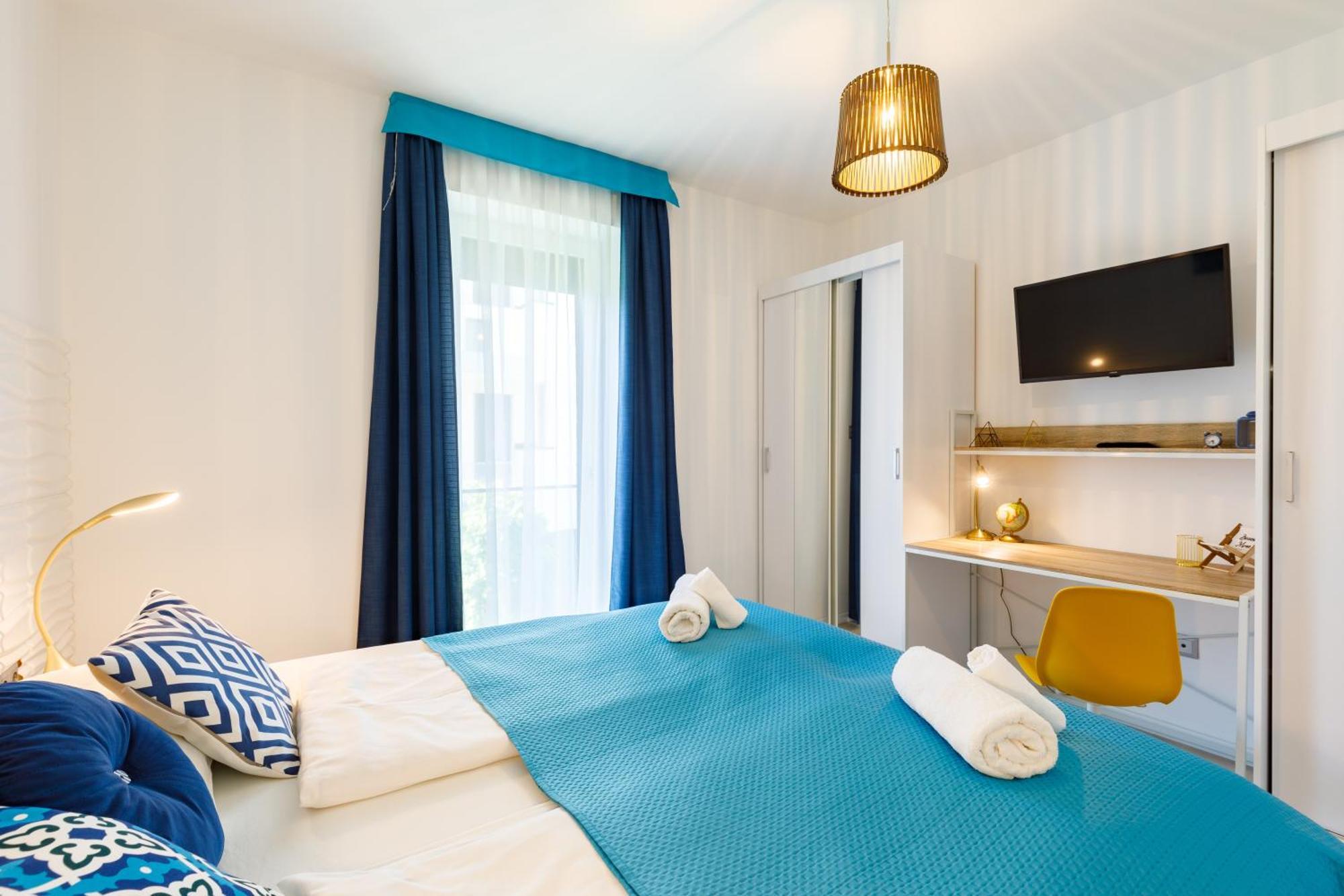 Blue4 Apartment Balatonfuzfo Ngoại thất bức ảnh