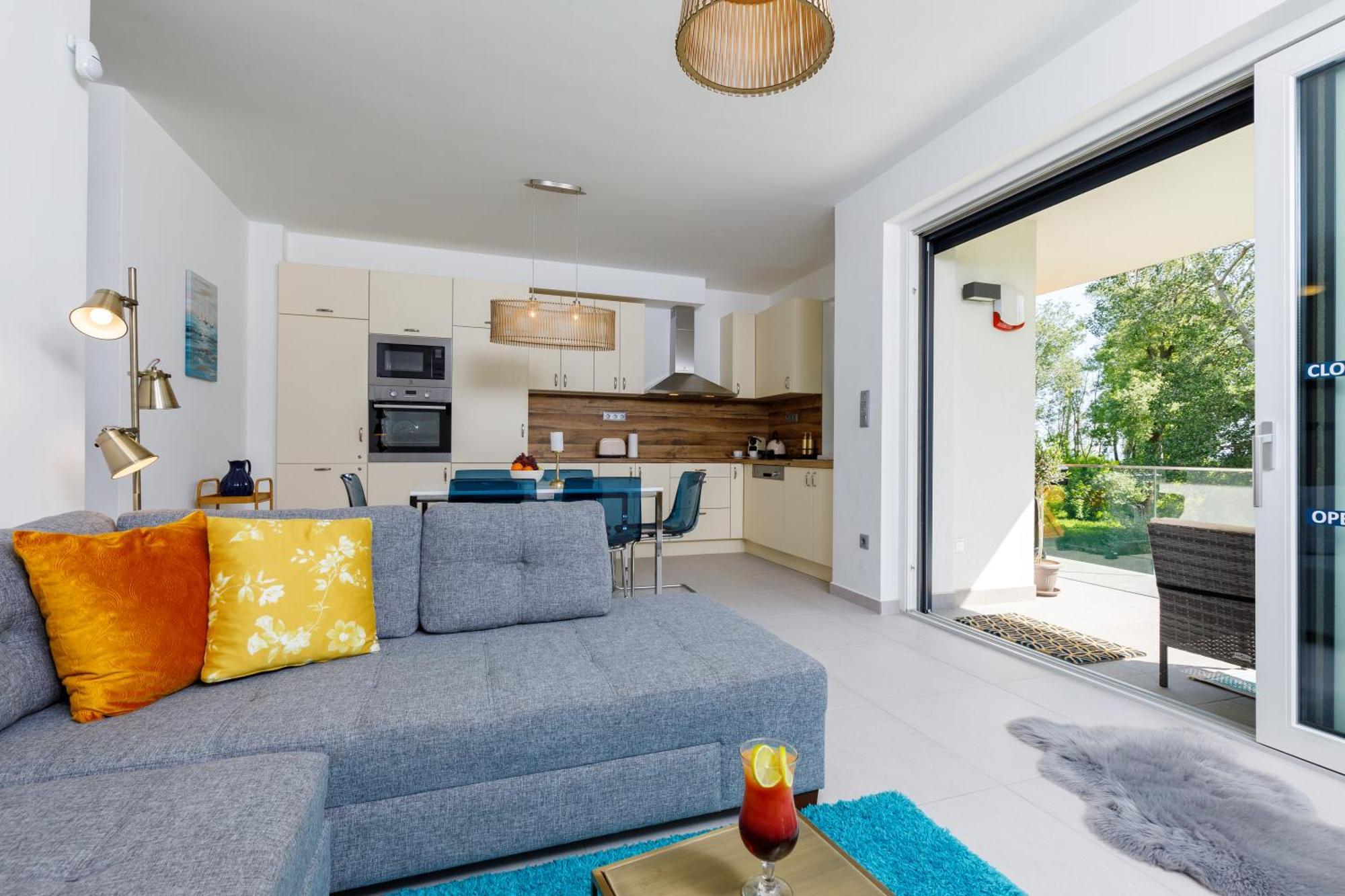 Blue4 Apartment Balatonfuzfo Ngoại thất bức ảnh